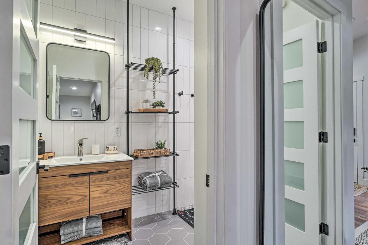 Cozy Flagstaff Studio With Patio - Near Dtwn! 외부 사진